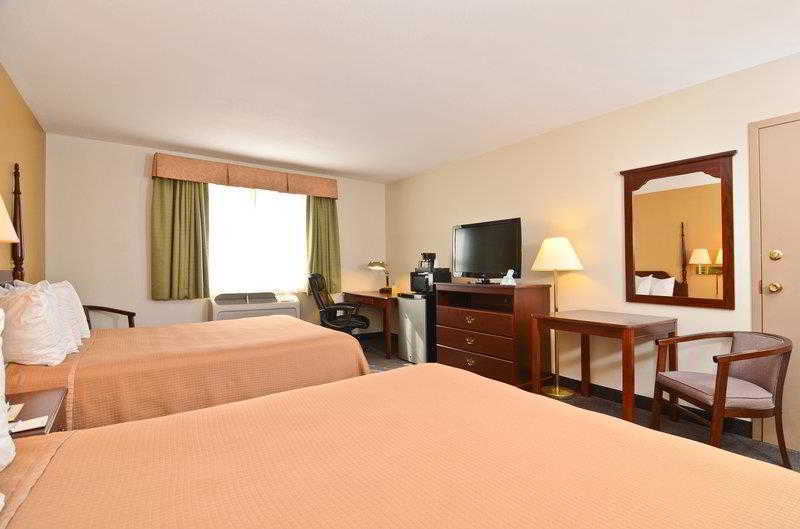 Baymont by Wyndham Chester IL