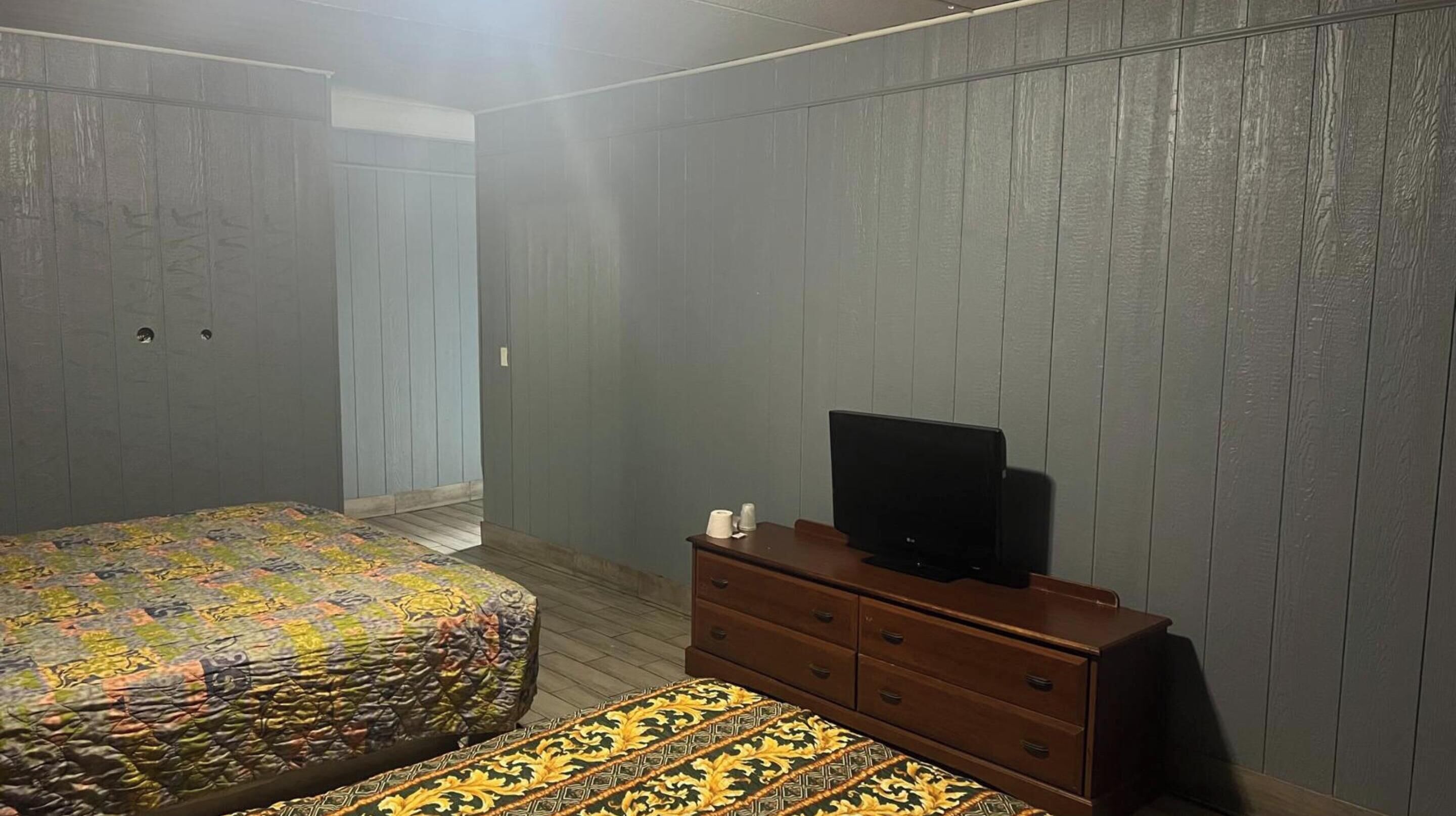Best Motel by OYO Chicago I 90