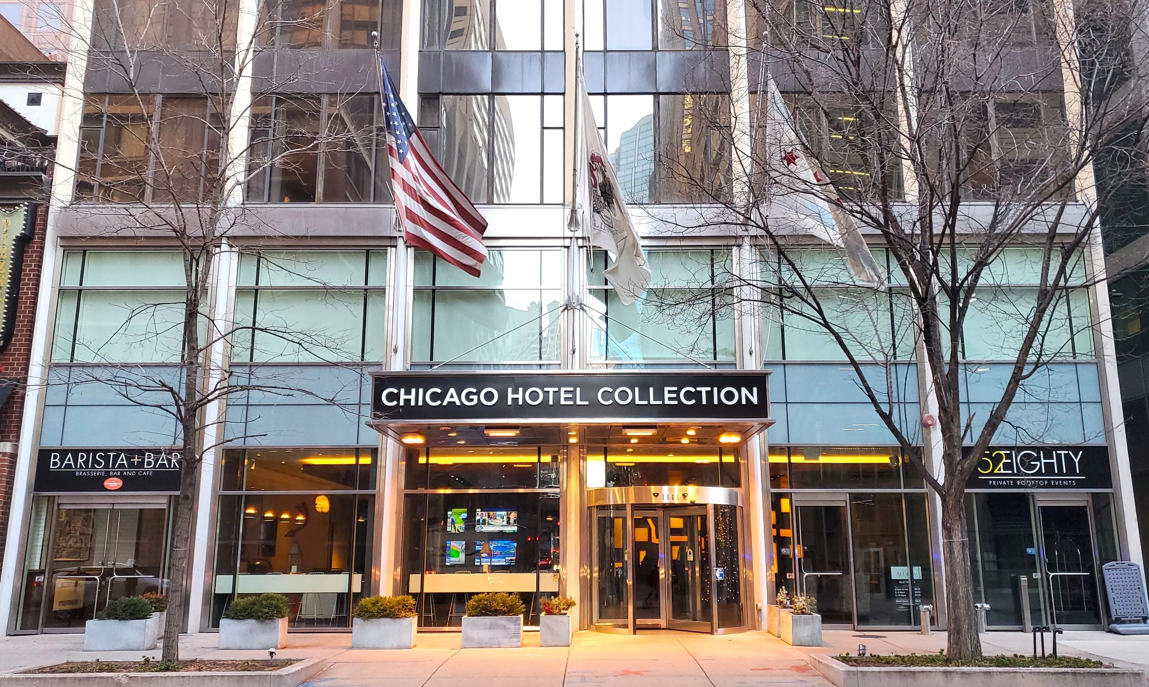 The Chicago Hotel Collection: Magnificent Mile