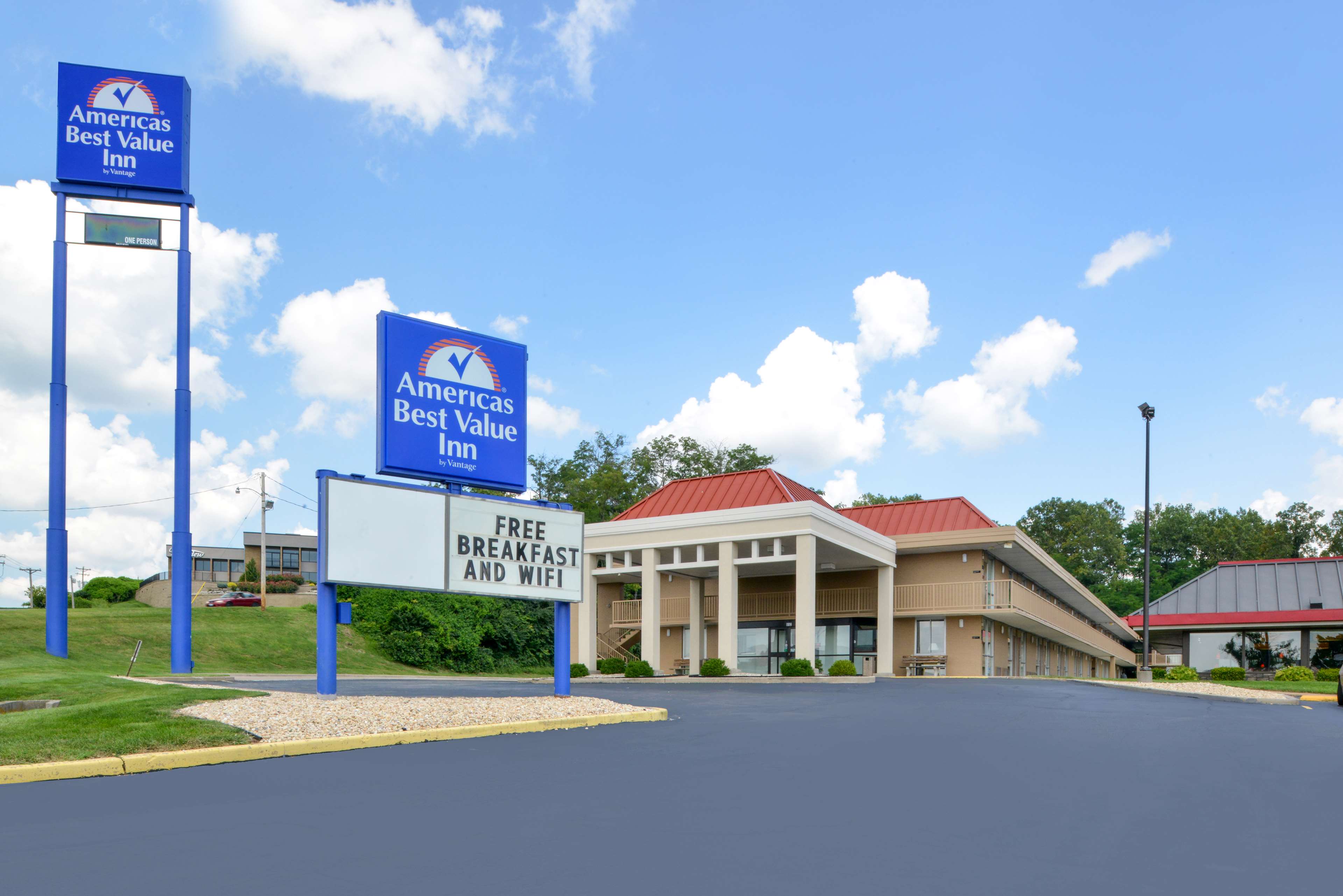 Americas Best Value Inn - Collinsville / St. Louis