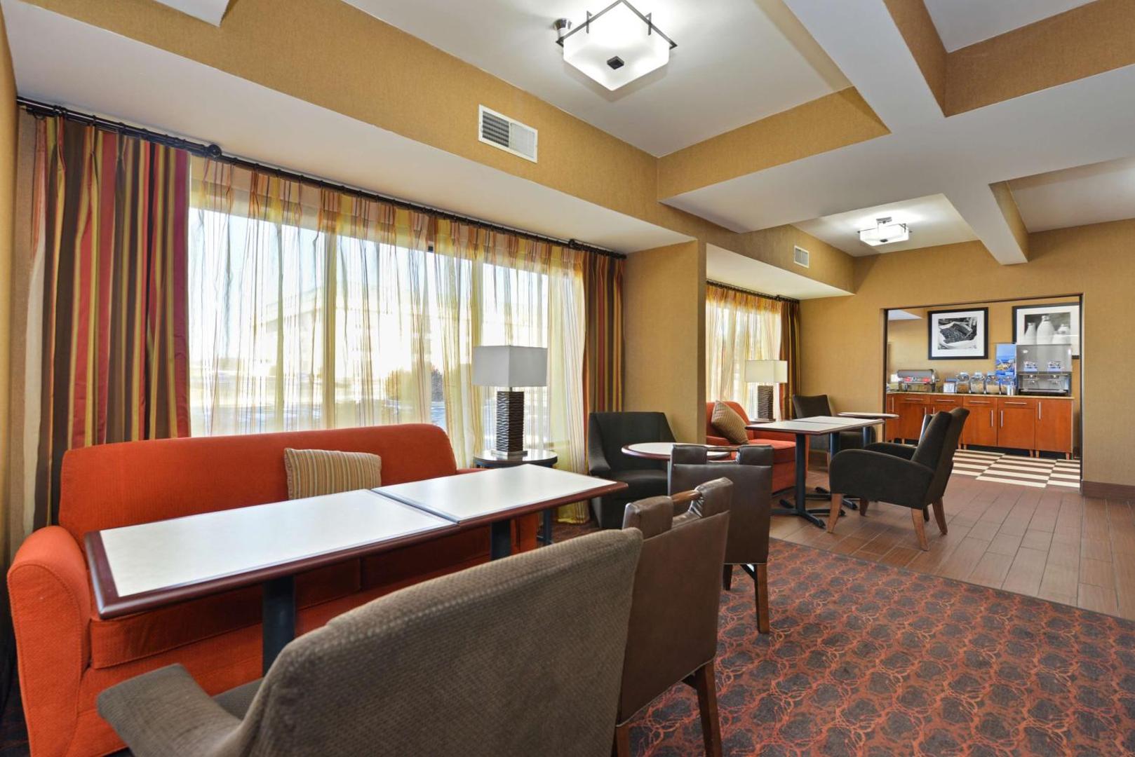 Hampton Inn St. Louis/Collinsville