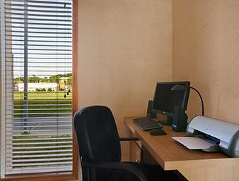 Super 8 by Wyndham Collinsville St. Louis