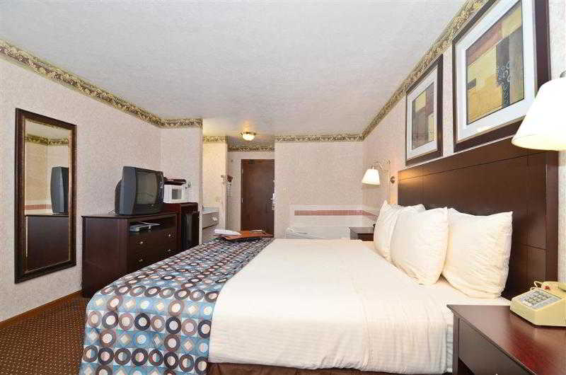 Baymont by Wyndham Danville IL