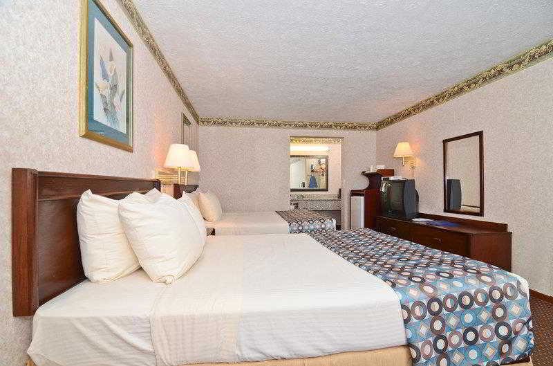 Baymont by Wyndham Danville IL