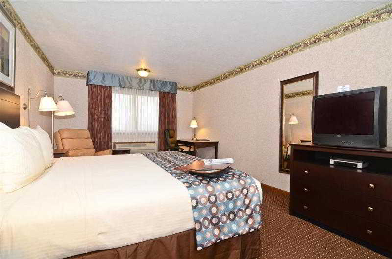 Baymont by Wyndham Danville IL