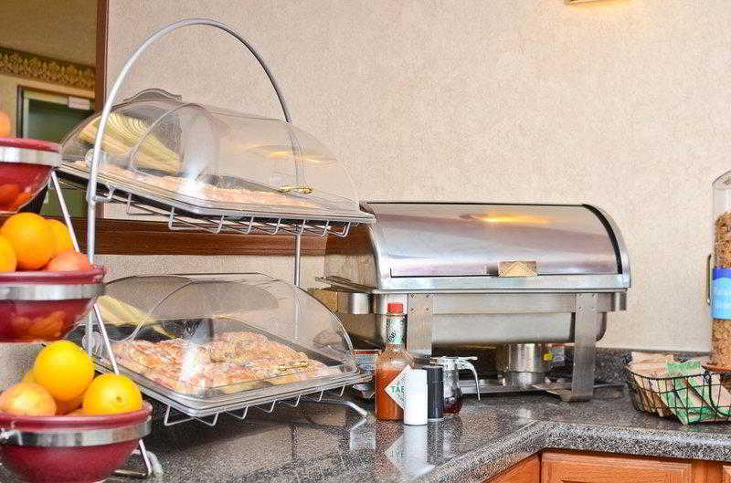 Baymont by Wyndham Danville IL