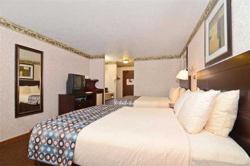 Baymont by Wyndham Danville IL