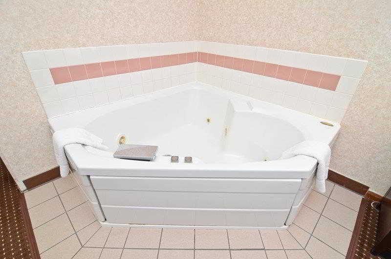 Baymont by Wyndham Danville IL