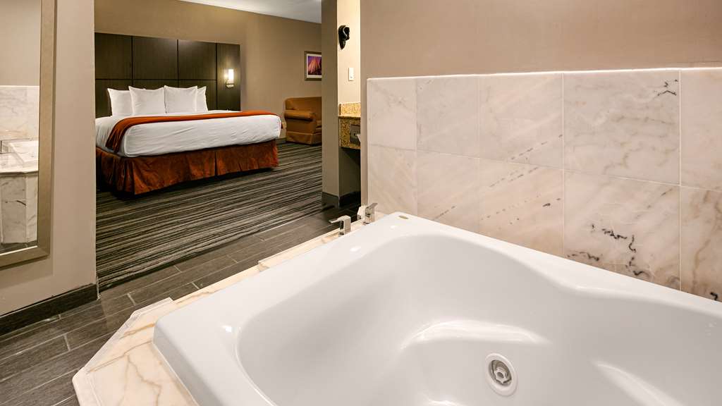 Best Western Riverside Inn
