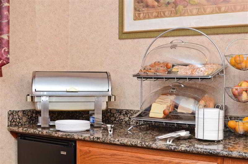 Best Western Riverside Inn