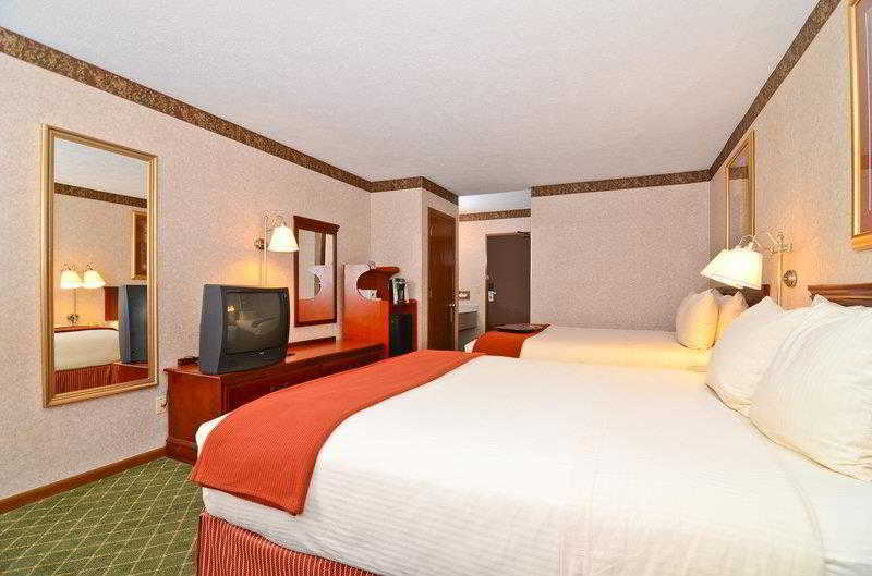 Best Western Riverside Inn