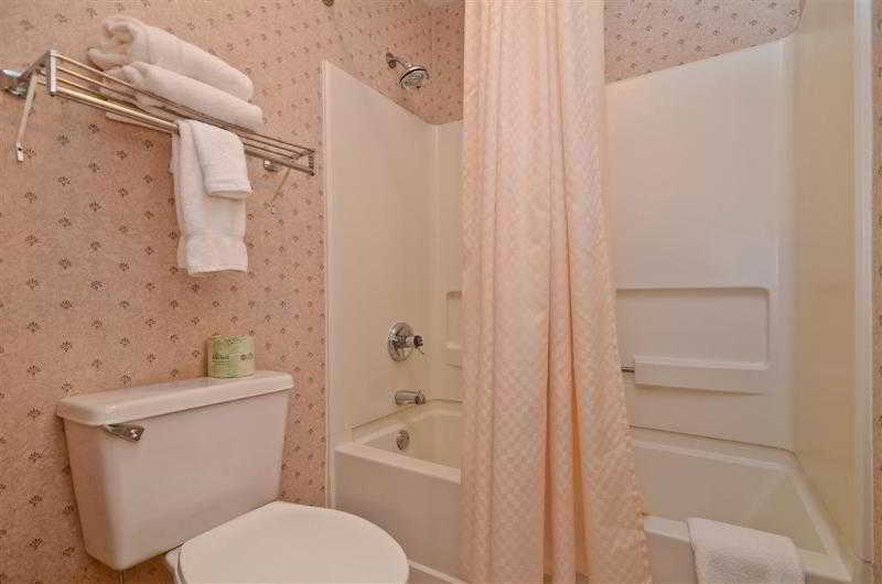 Best Western Riverside Inn