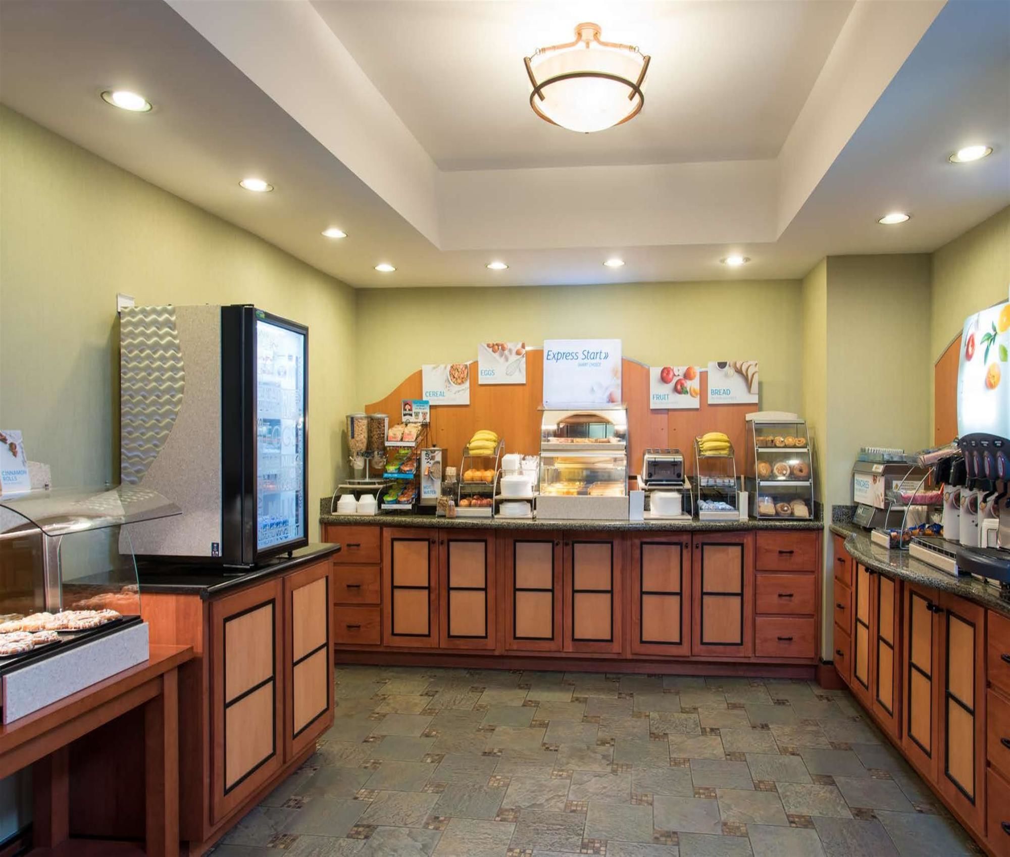 Holiday Inn Express & Suites Danville