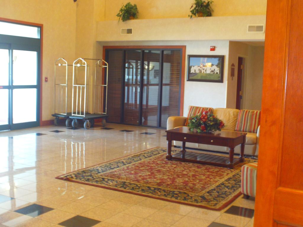 Comfort Inn & Suites Decatur-Forsyth