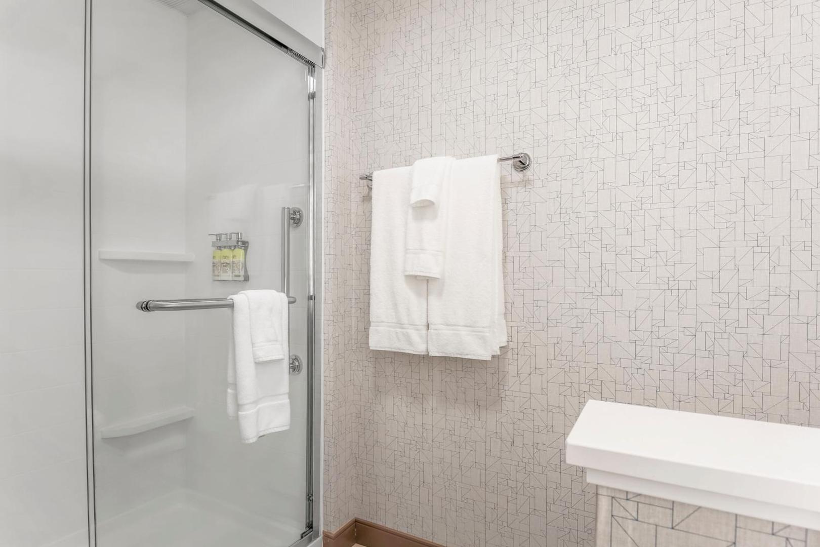 Holiday Inn Express & Suites Chicago O'Hare Airport