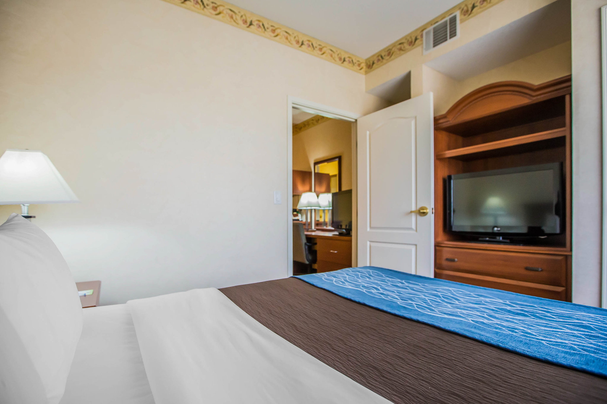 Quality Inn & Suites