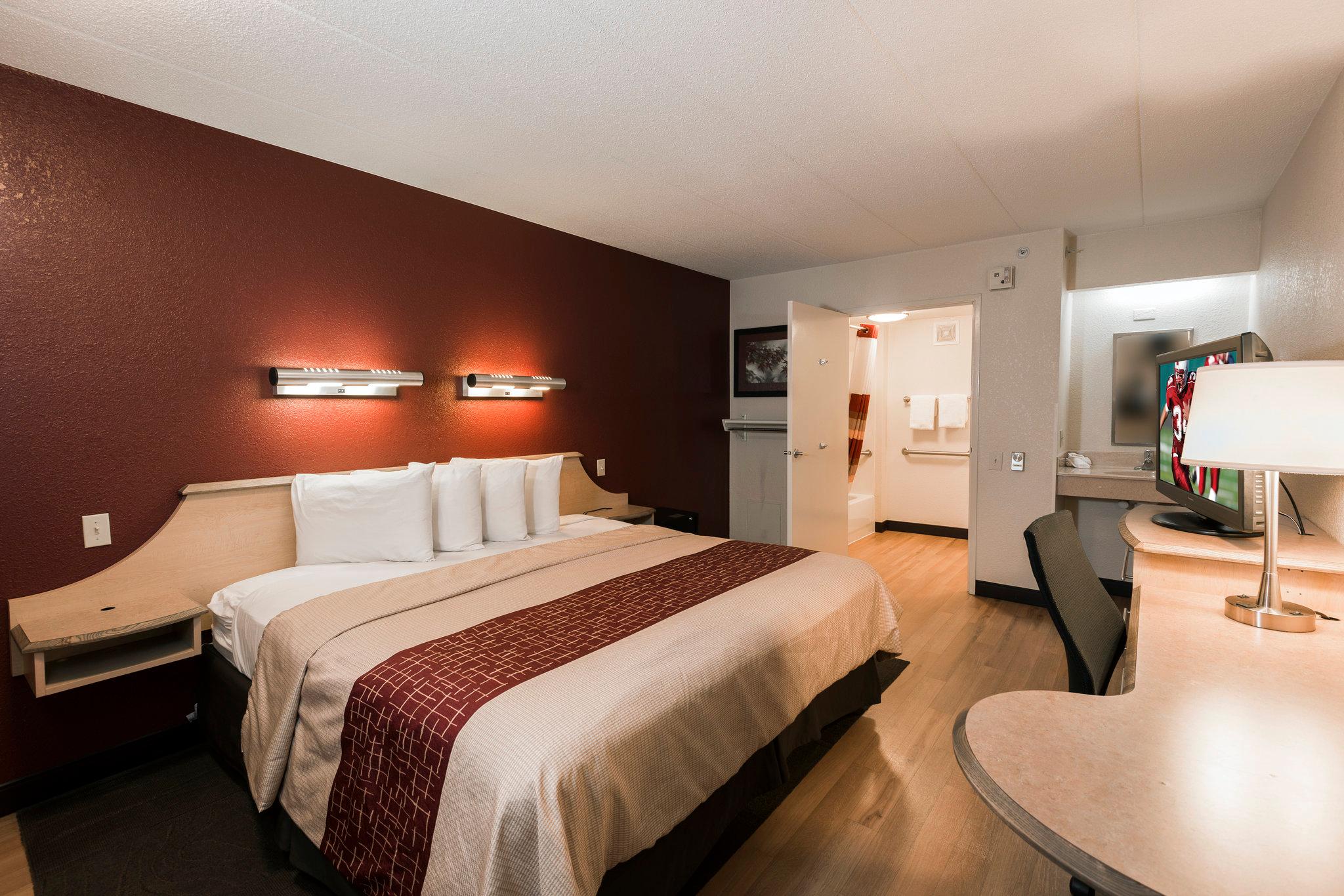 Red Roof Inn Chicago - Downers Grove