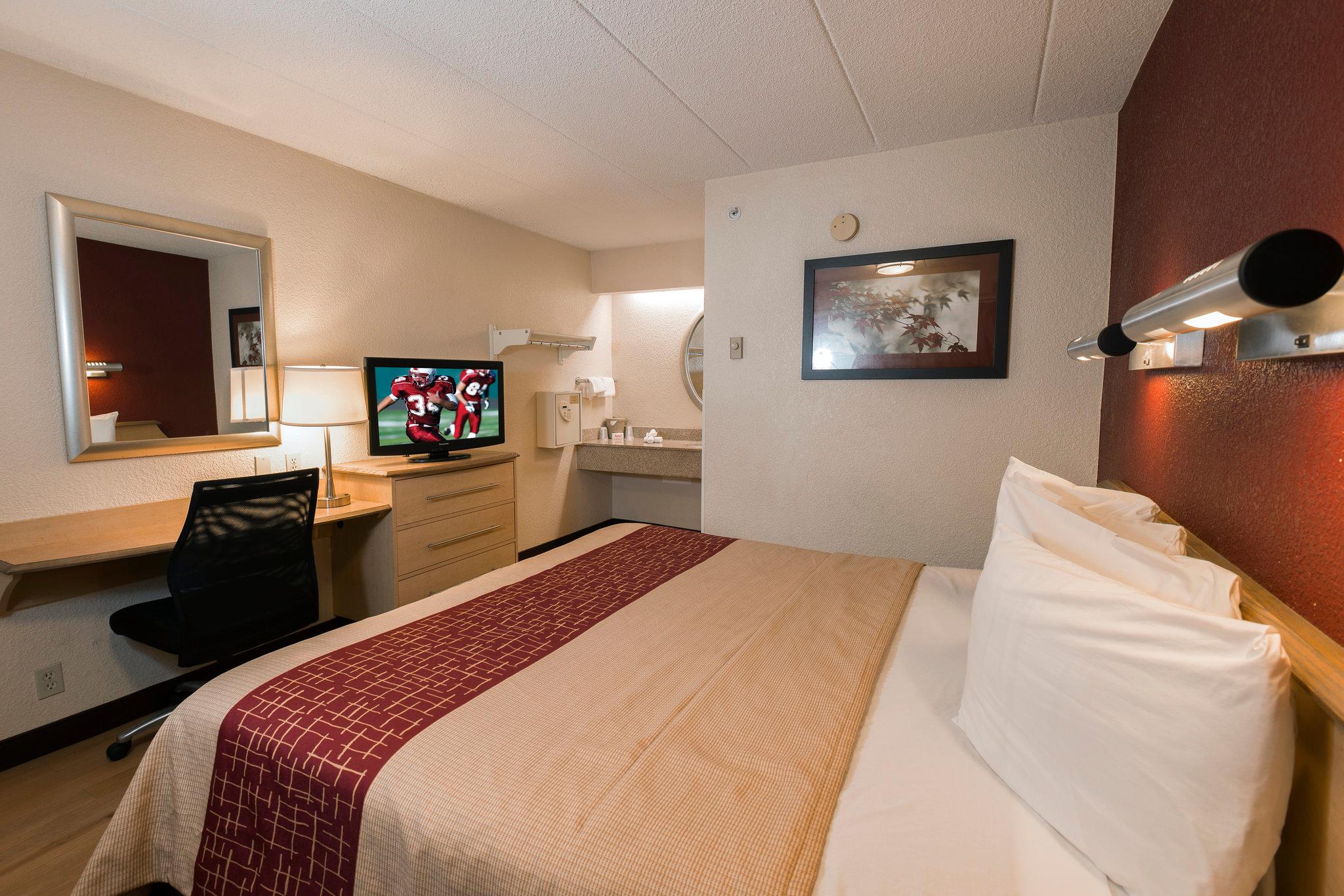 Red Roof Inn Chicago - Downers Grove