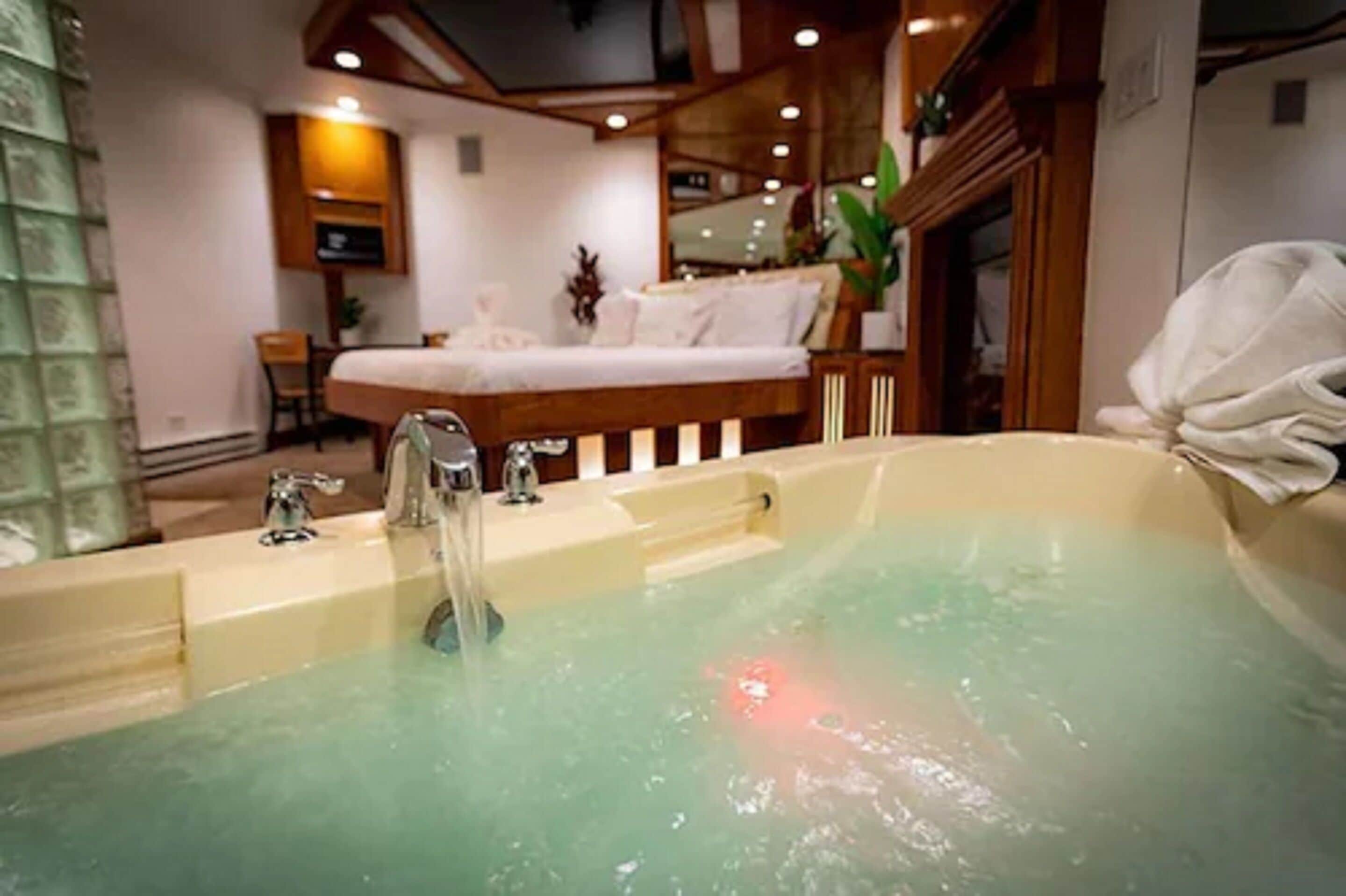 Sybaris Downers Grove