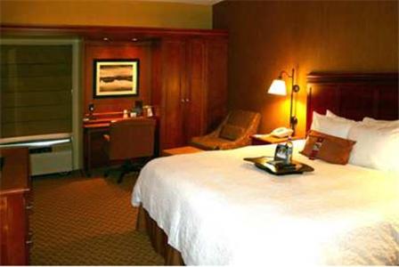Hampton Inn Peoria-East At The River Boat Crossing