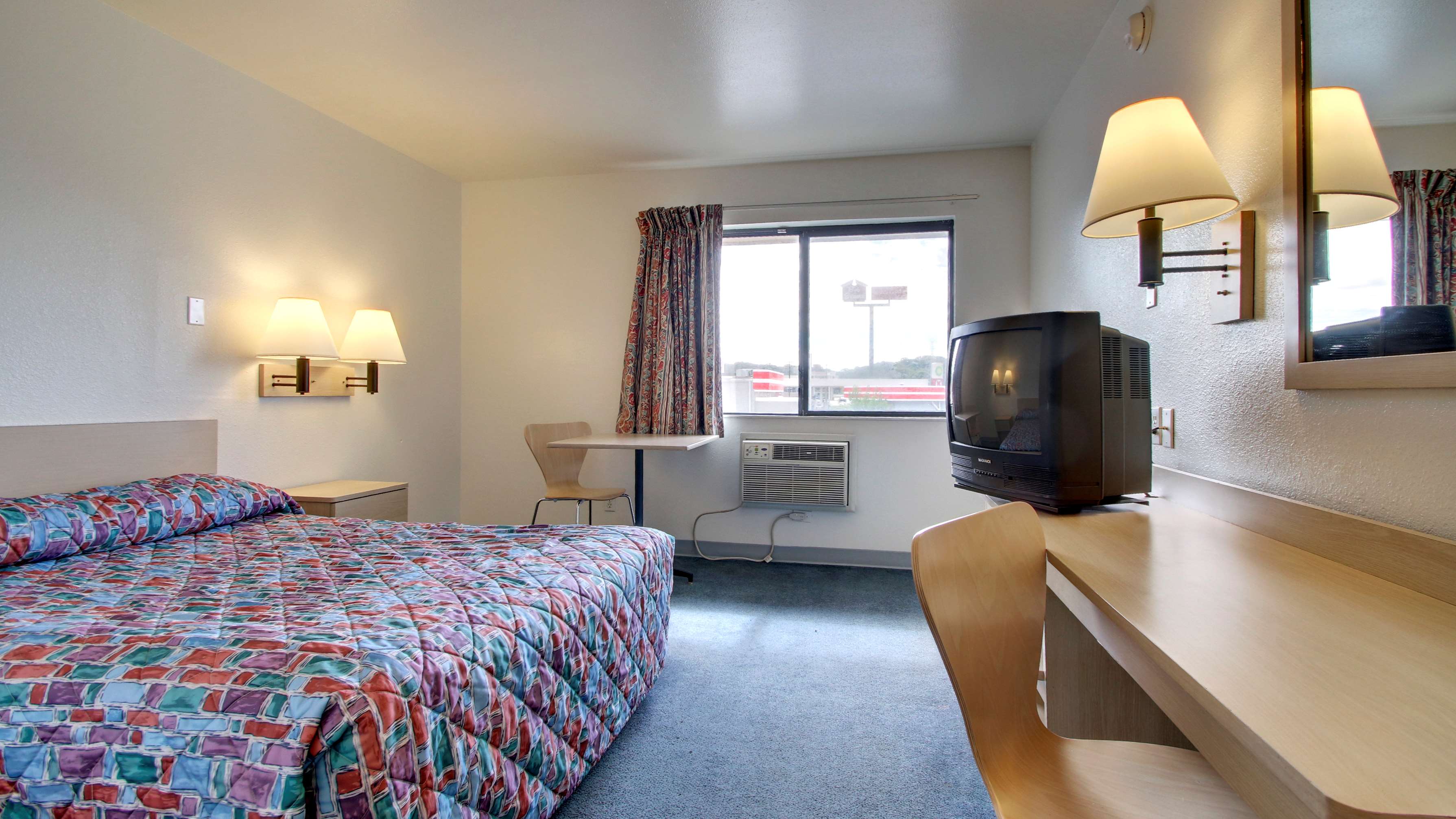 Americas Best Value Inn East Peoria