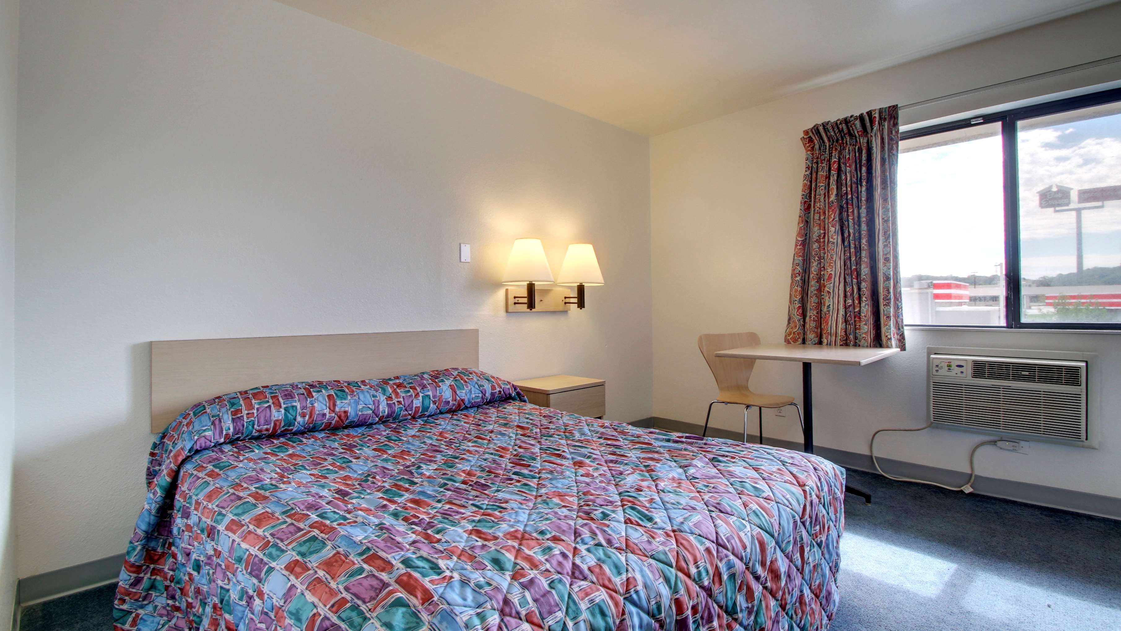 Americas Best Value Inn East Peoria