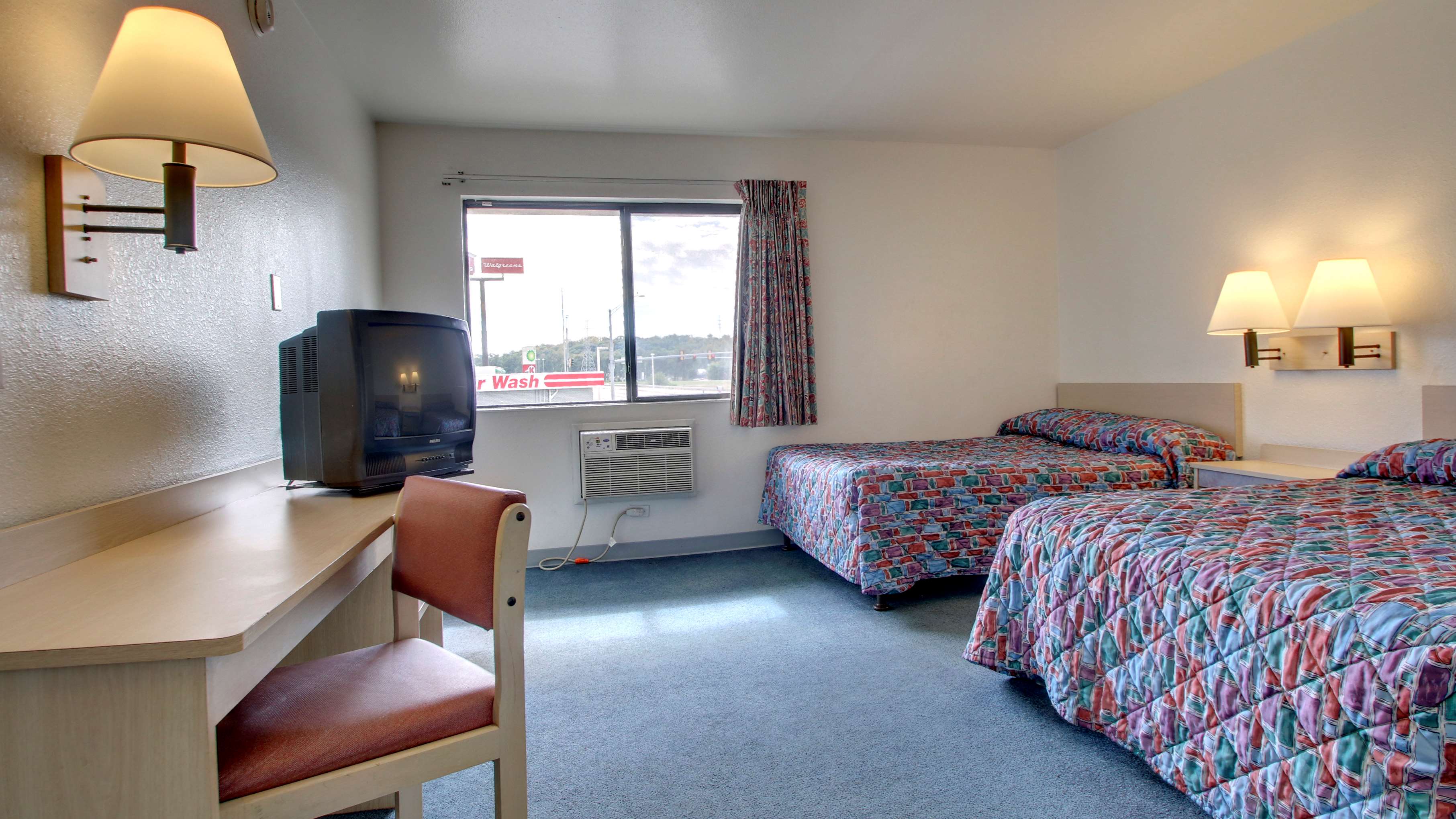 Americas Best Value Inn East Peoria