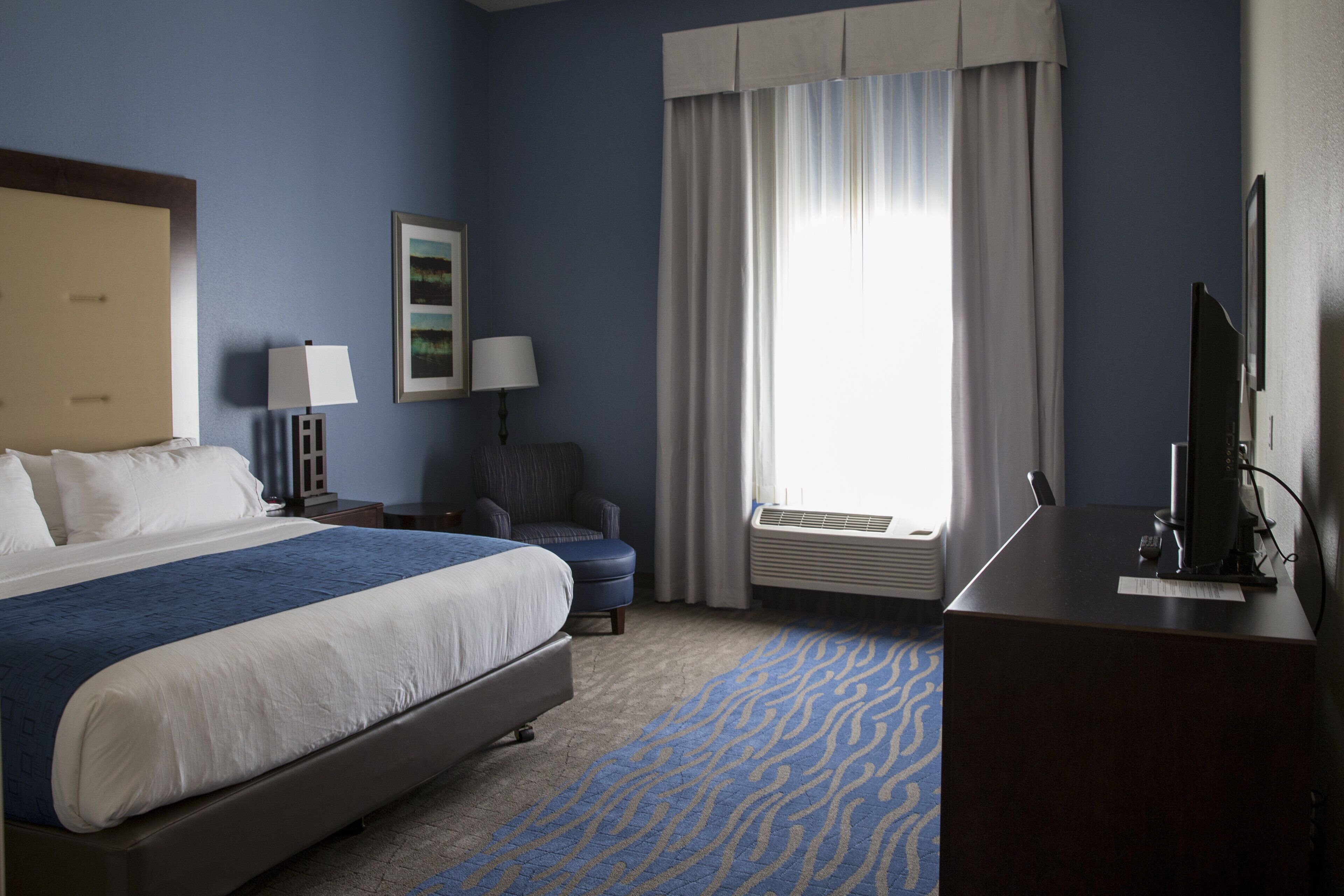 Holiday Inn Express & Suites Edwardsville