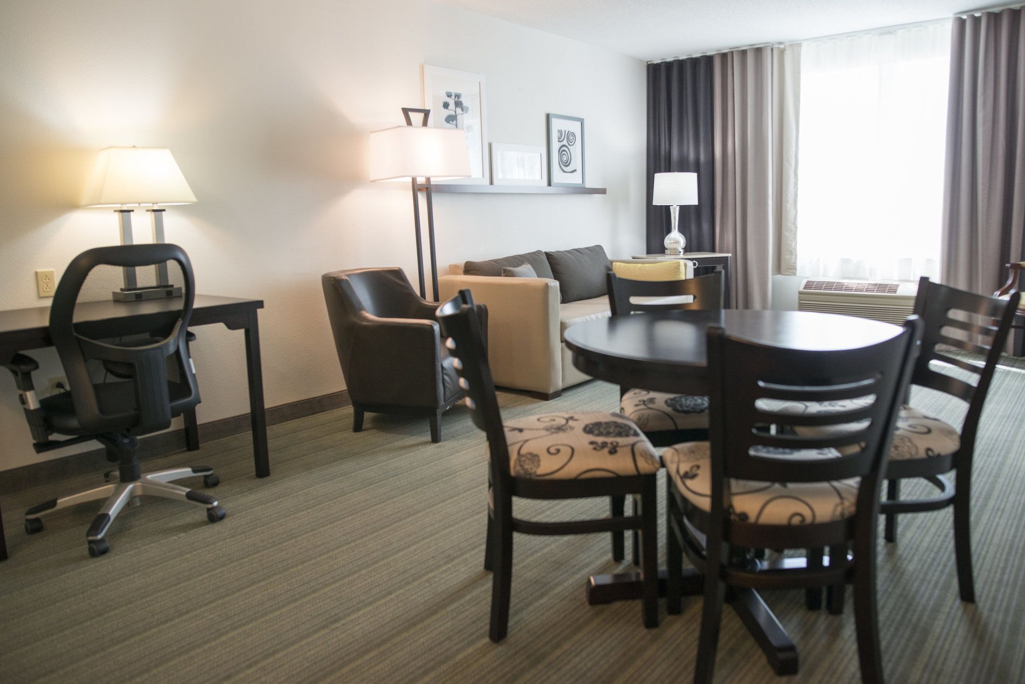 Country Inn & Suites by Radisson, Effingham, IL