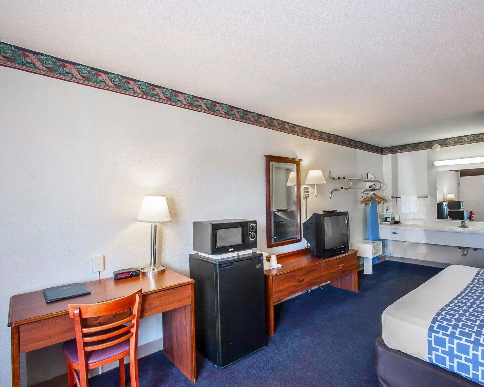 Econo Lodge