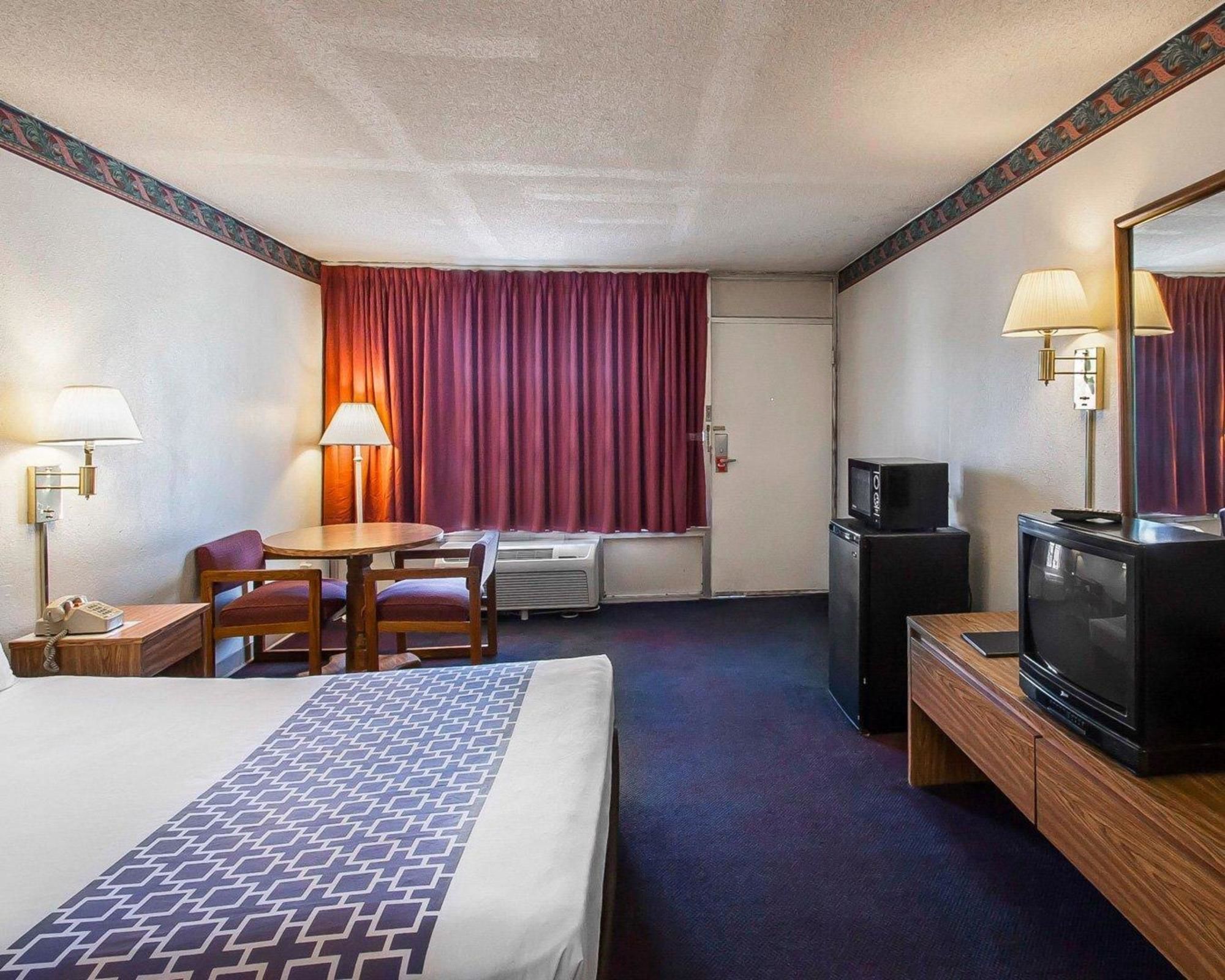 Econo Lodge