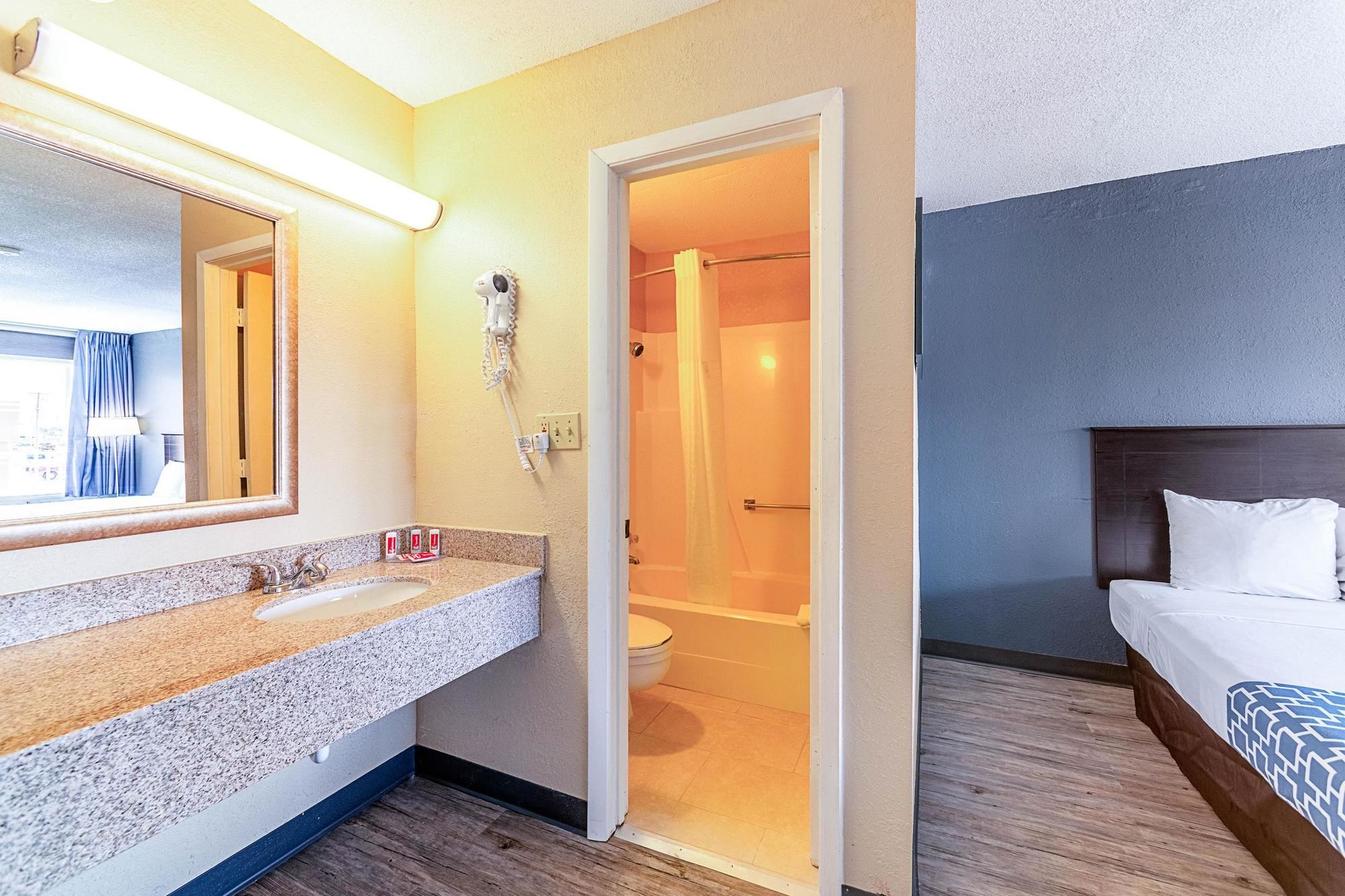 Econo Lodge
