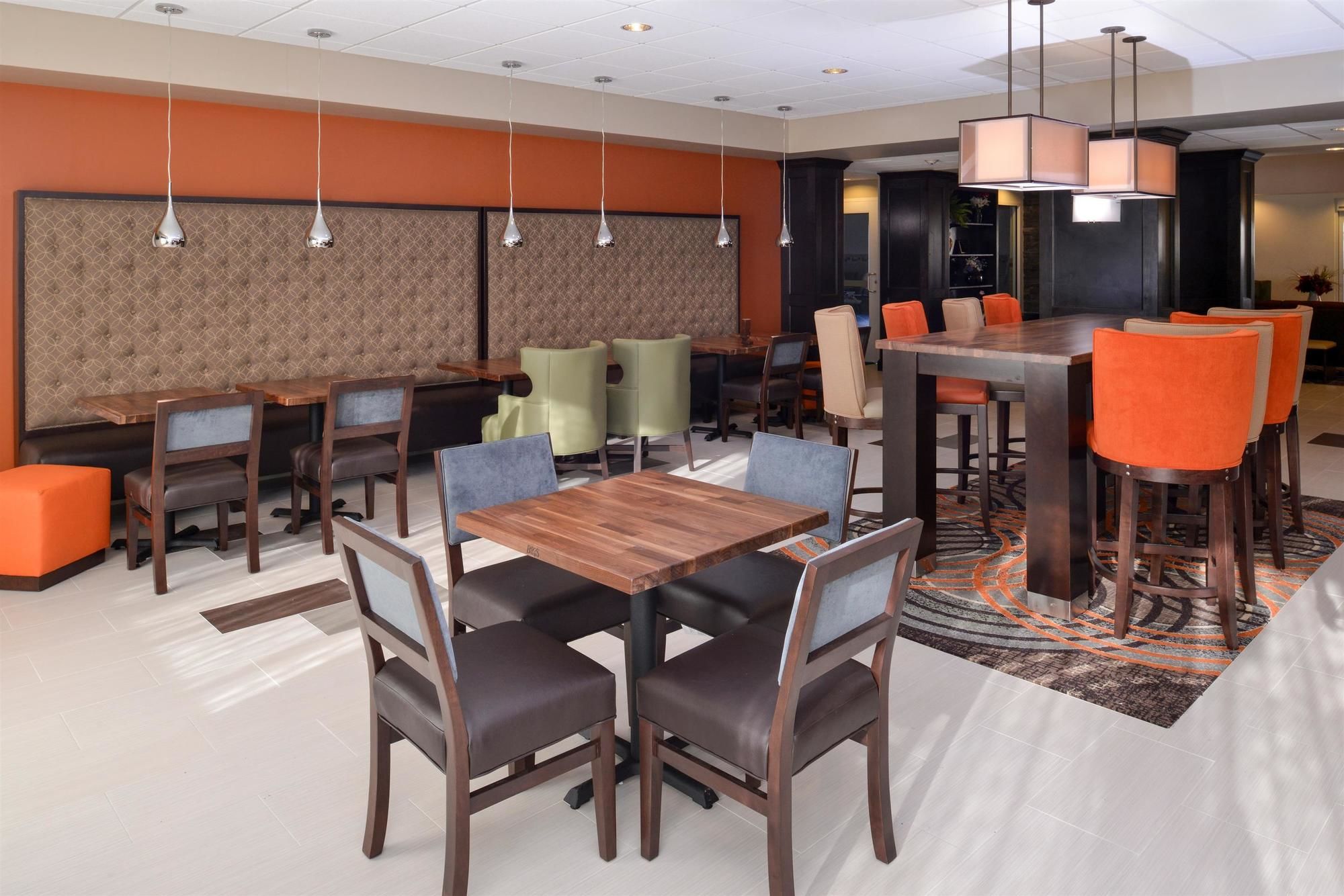 Holiday Inn Express & Suites Effingham