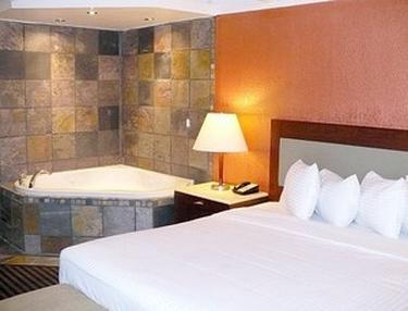 Lexington Inn & Suites - N.W. Chicago West/Elgin