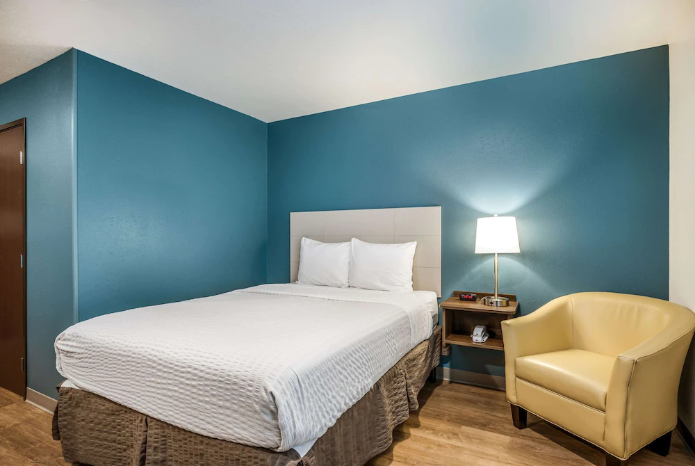 WoodSpring Suites Elgin - Chicago