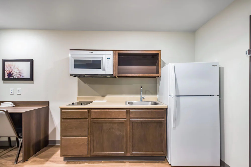 WoodSpring Suites Elgin - Chicago