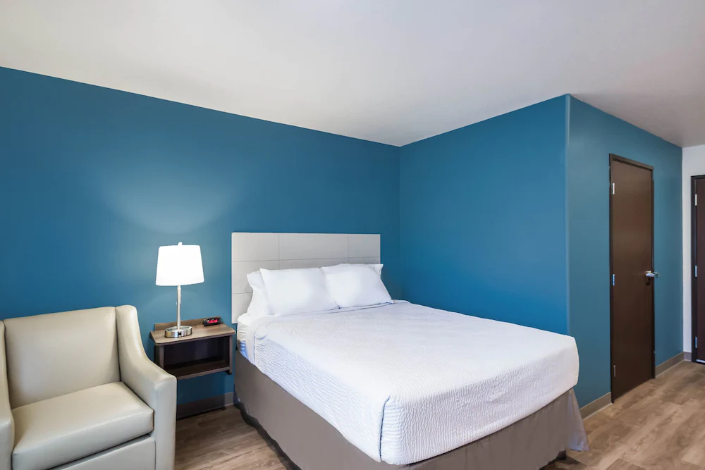 WoodSpring Suites Elgin - Chicago