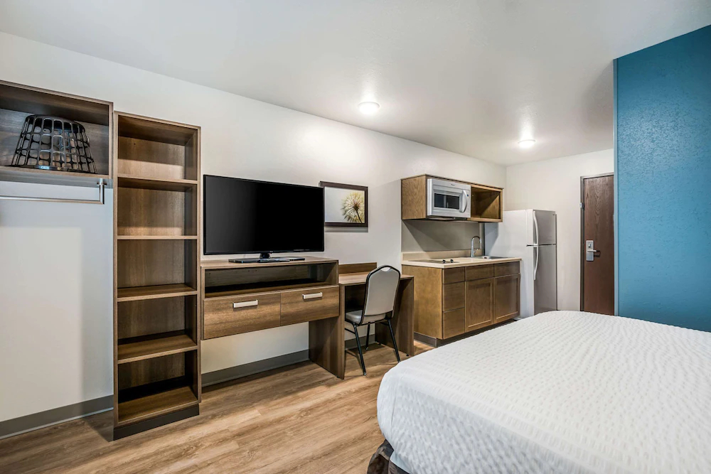 WoodSpring Suites Elgin - Chicago