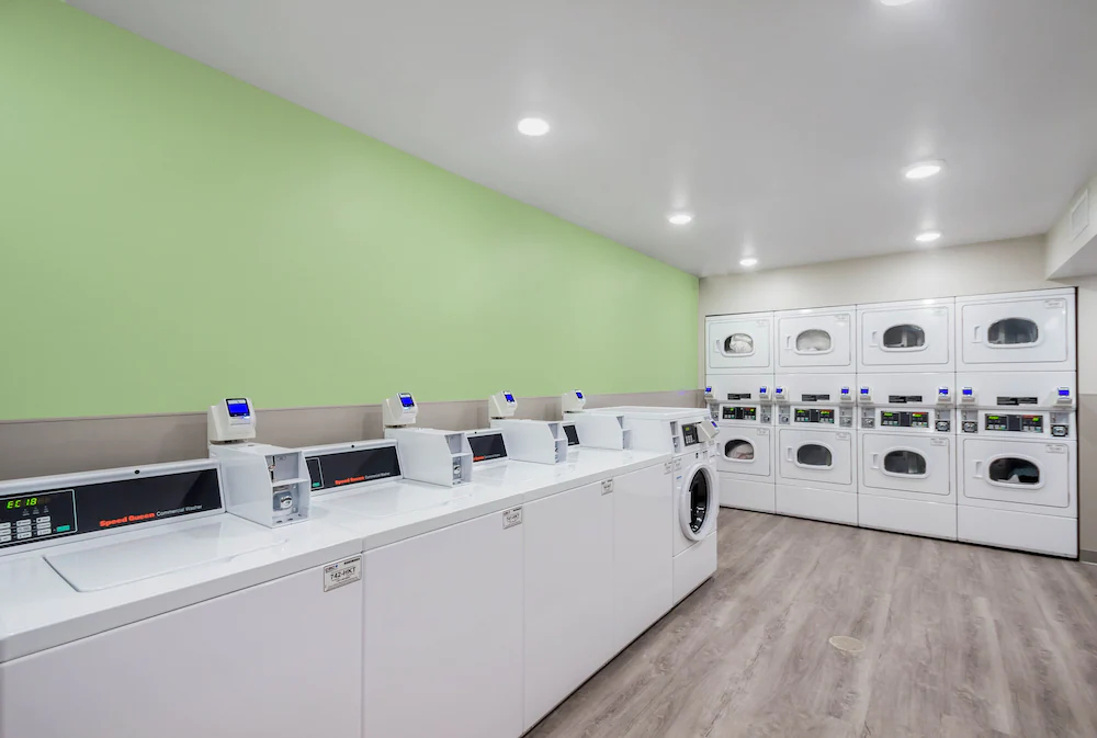 WoodSpring Suites Elgin - Chicago