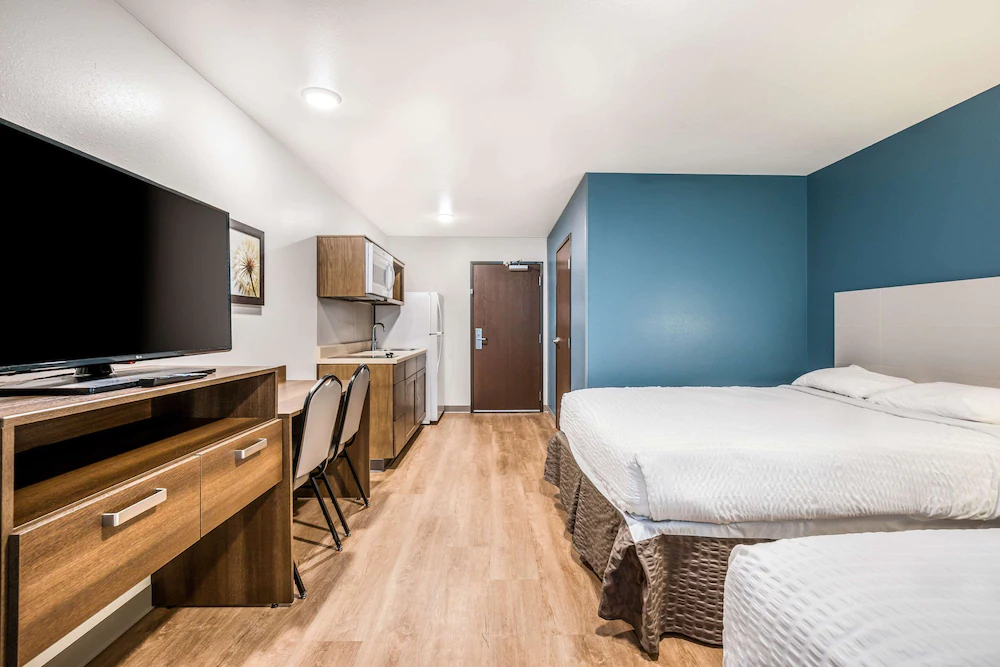 WoodSpring Suites Elgin - Chicago