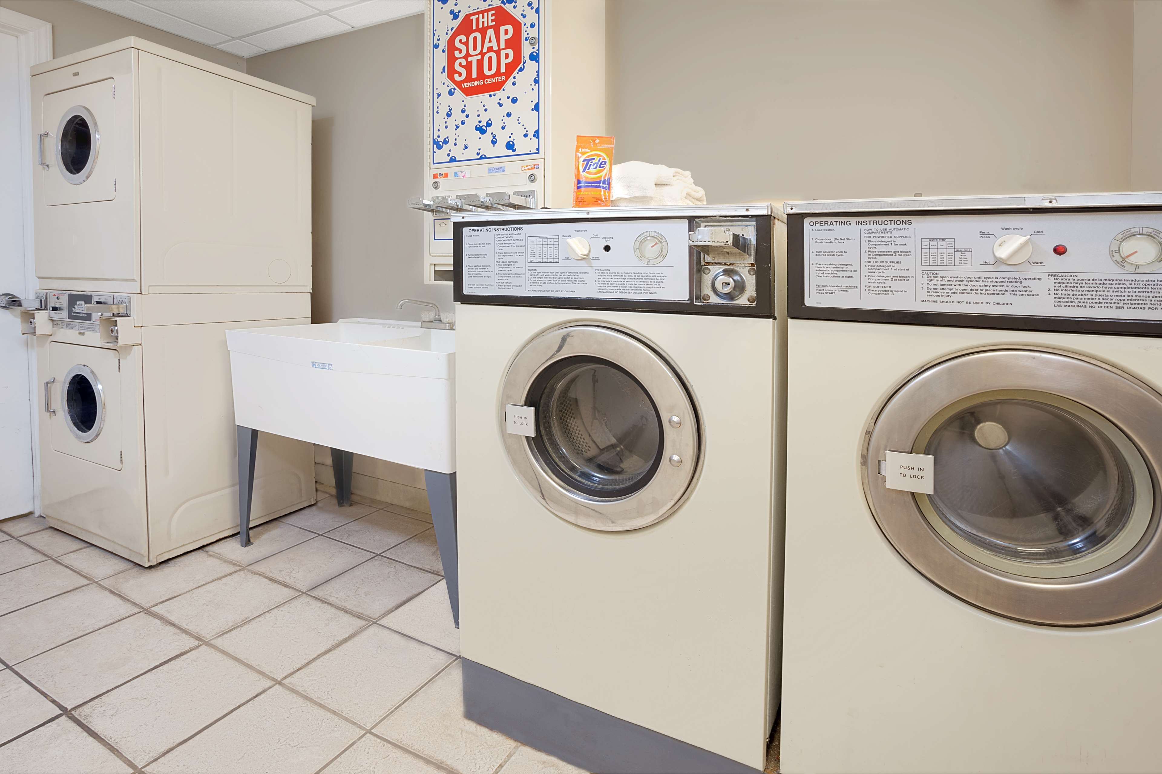 Days Inn Elk Grove Village/Chicago/OHare Airport West