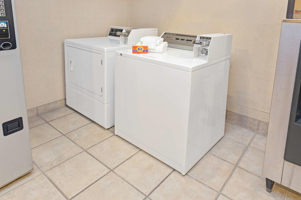 Red Lion Inn & Suites Elk Grove Village