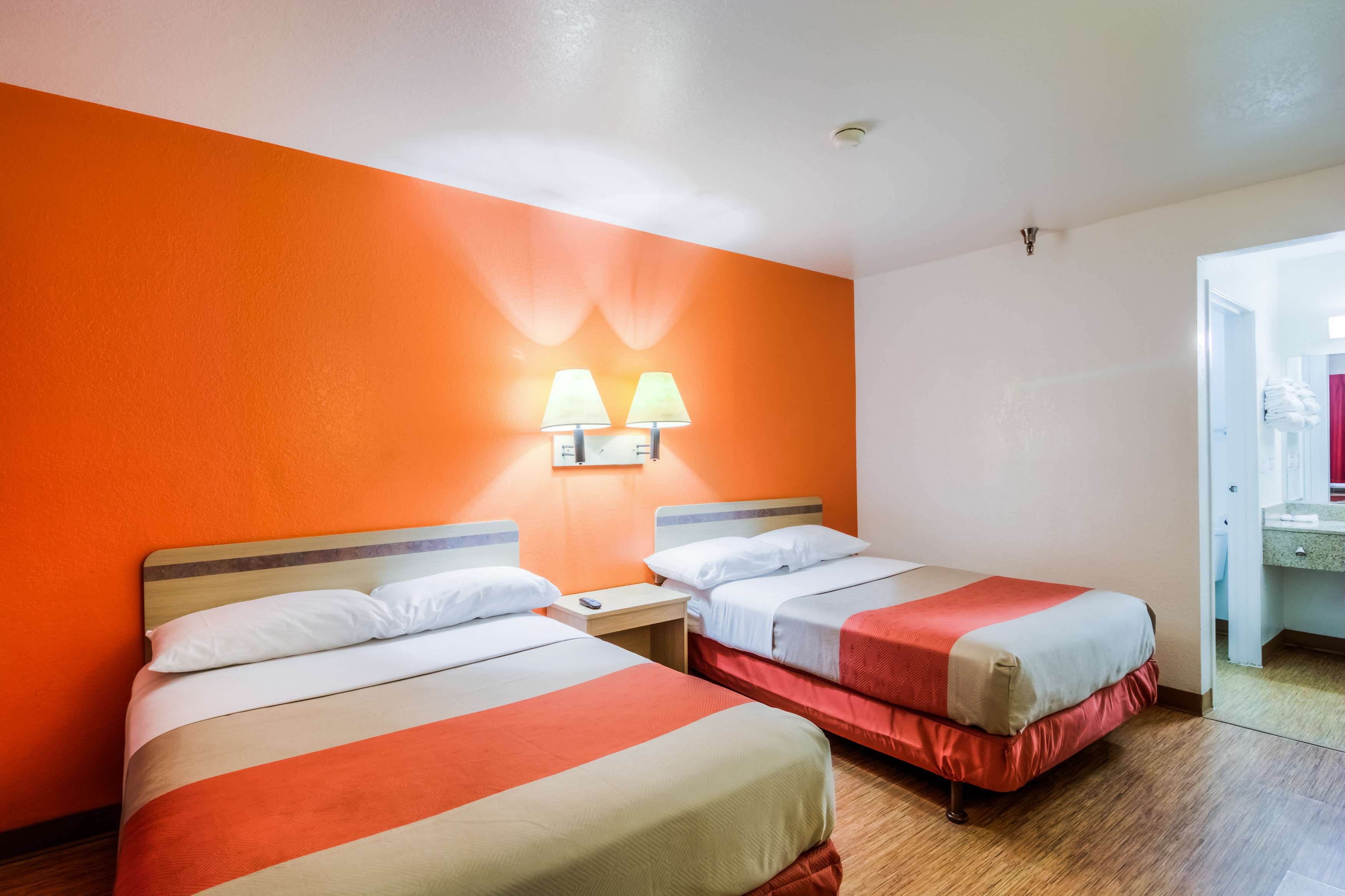 Motel 6 Chicago Elk Grove