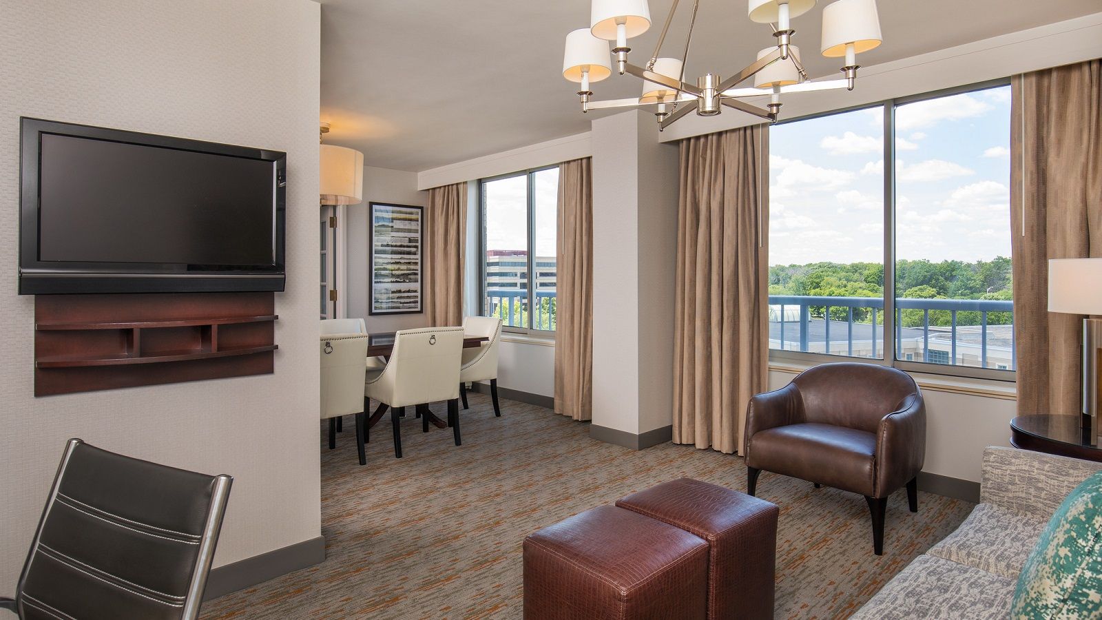 Sheraton Suites Chicago Elk Grove