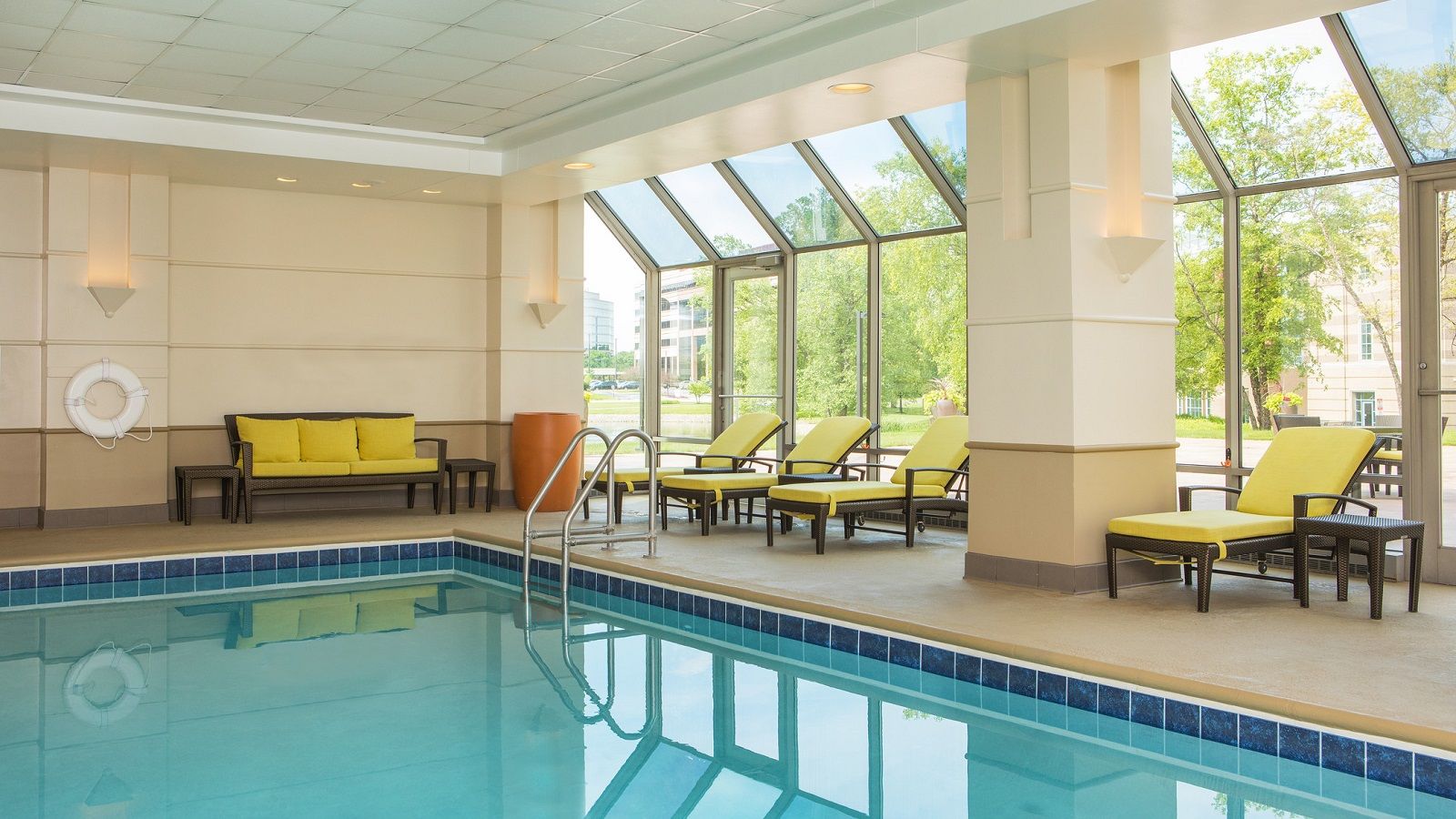 Sheraton Suites Chicago Elk Grove