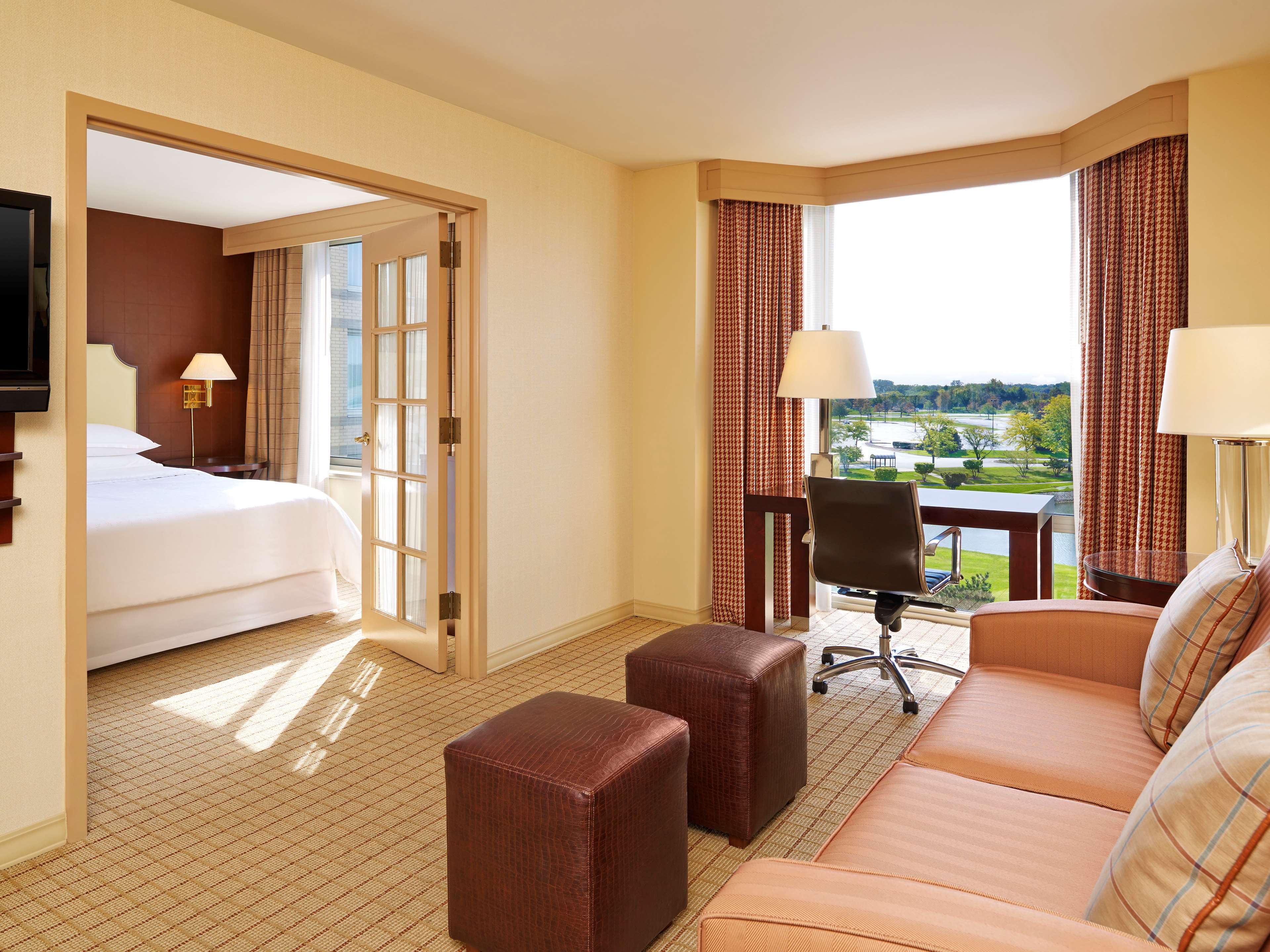 Sheraton Suites Chicago Elk Grove