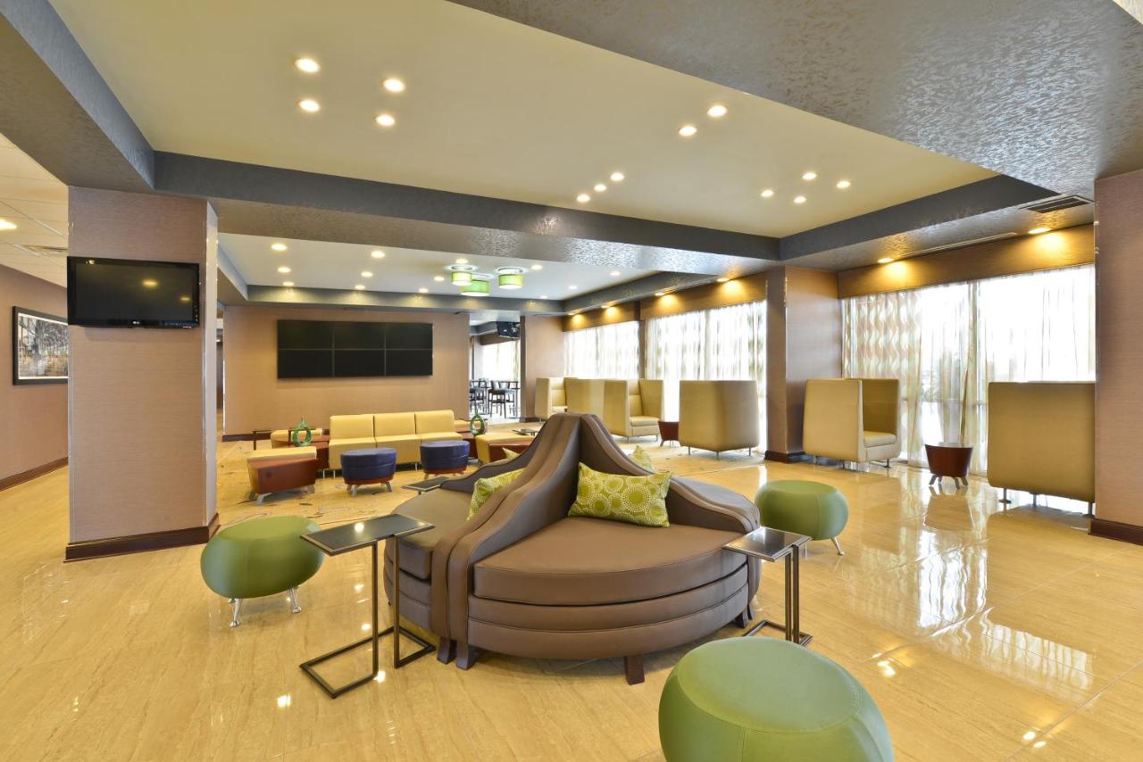 Wyndham Garden Elk Grove Village/O'Hare