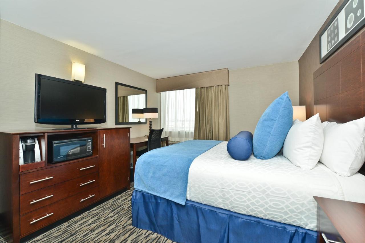 Wyndham Garden Elk Grove Village/O'Hare
