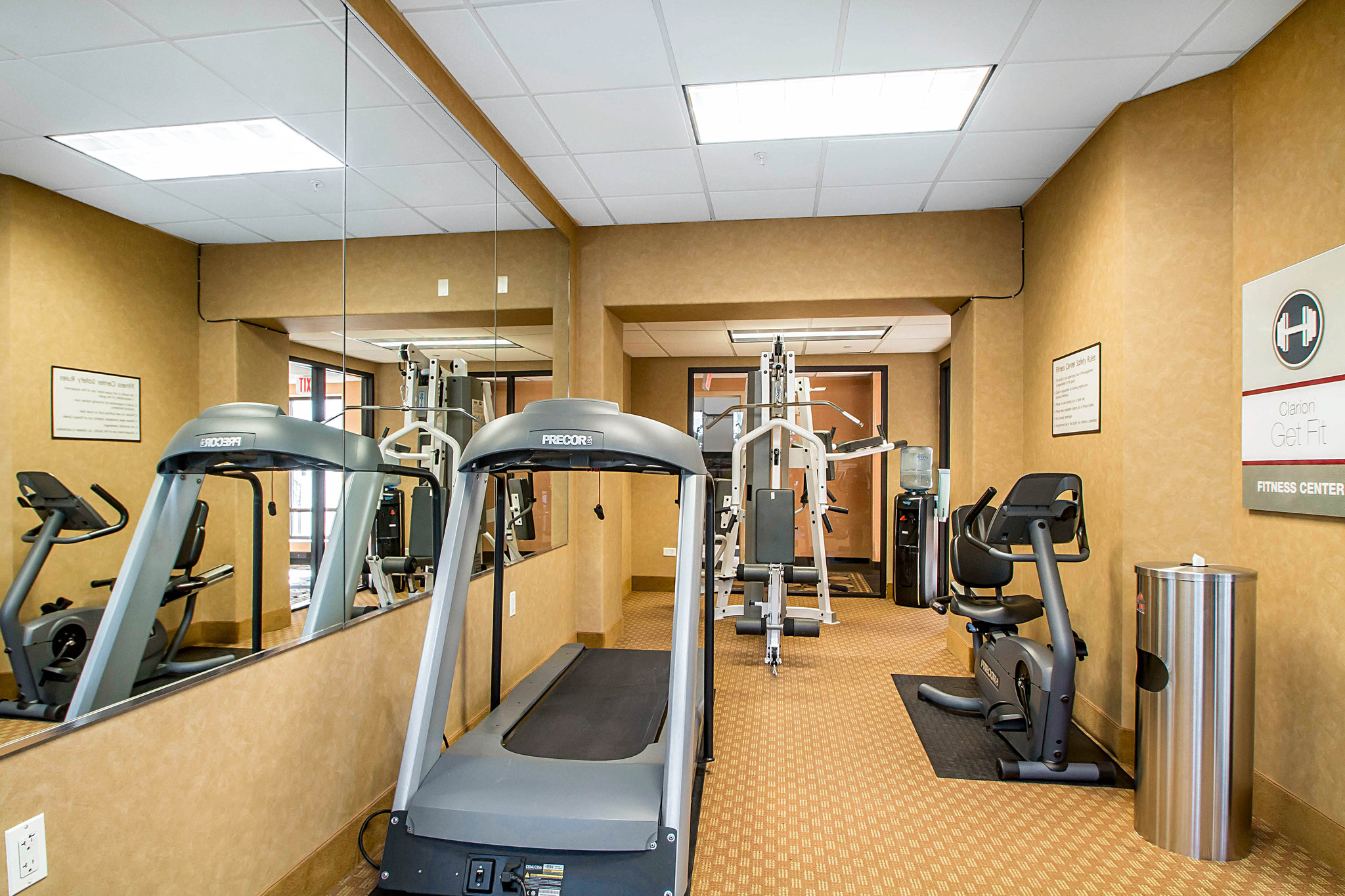 Clarion Inn Elmhurst
