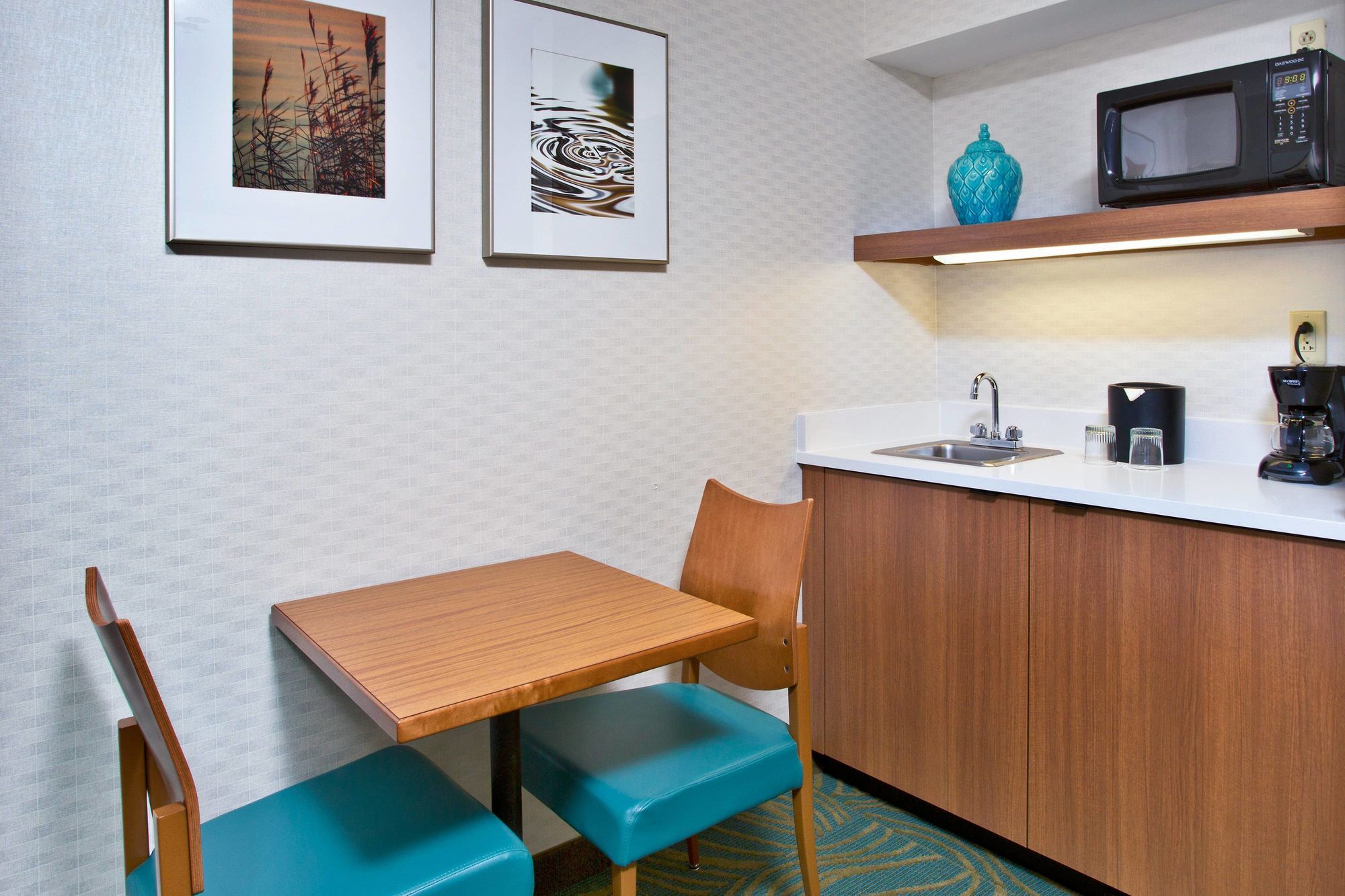 SpringHill Suites Chicago Elmhurst/Oakbrook Area